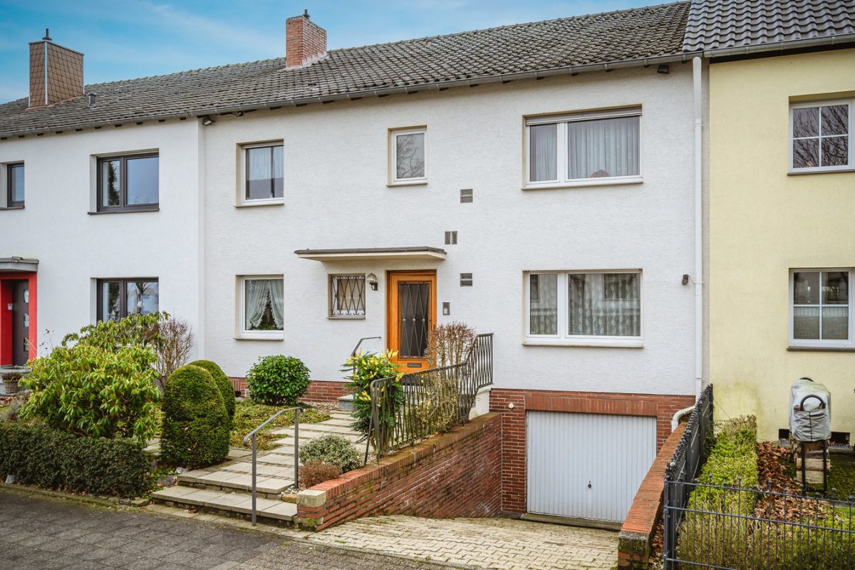 Immobilienangebot - Aachen - Wohnen - Wohnen in Burtscheid!
Gepflegtes Zweifamilienhaus mit schönem Garten 
Nähe Fuchserde