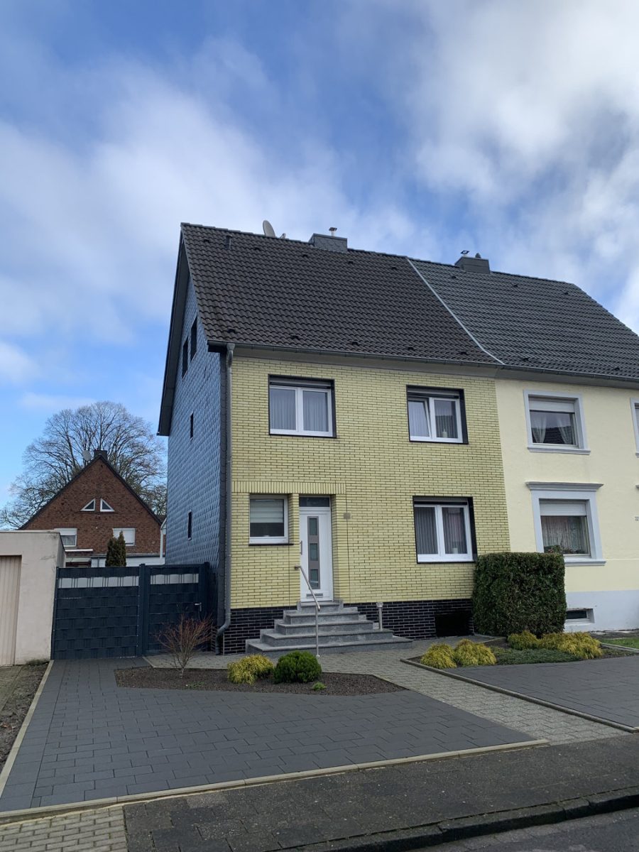 Immobilienangebot - Eschweiler - Wohnen - Ruhig gelegenes EFH in begehrter Wohnlage als Kapitalanlage