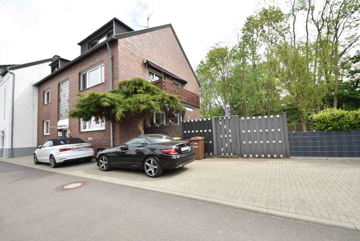 Immobilienangebot - Jülich - Wohnen - Bezugsfreie 3-Zimmer Eigentumswohnung mit Garten und Garage