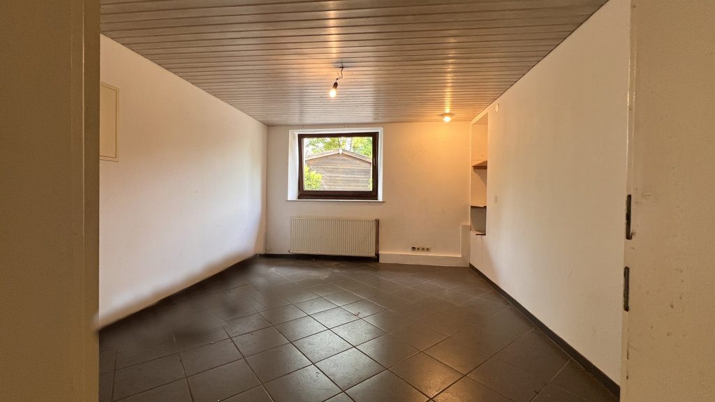 Immobilienangebot - Aachen - Wohnen - Handwerker gesucht!
Sanierungsbedürftiges Einfamilienhaus 
mit sonnigem Grundstück in idyllischer Lage