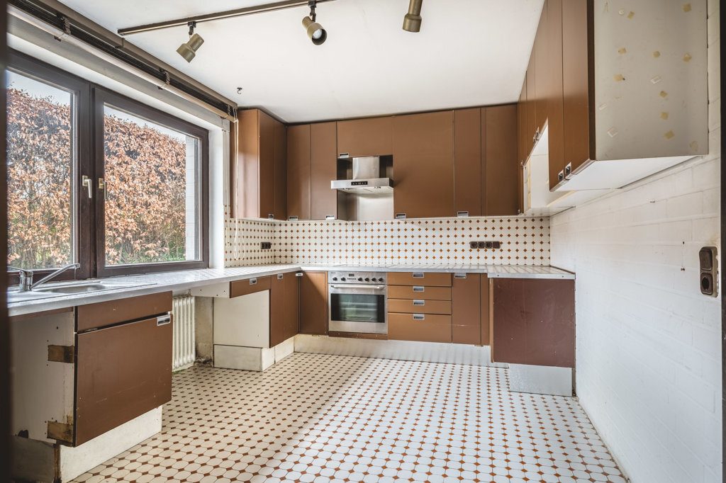 Immobilienangebot - Aachen - Wohnen - Freistehendes Einfamilienhaus mit offenem 
Wohncharakter in sehr guter und ruhiger Lage