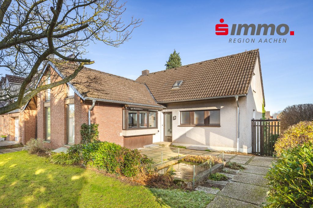 Immobilienangebot - Herzogenrath - Wohnen - Freistehendes Einfamilienhaus mit Garage in Erbpacht