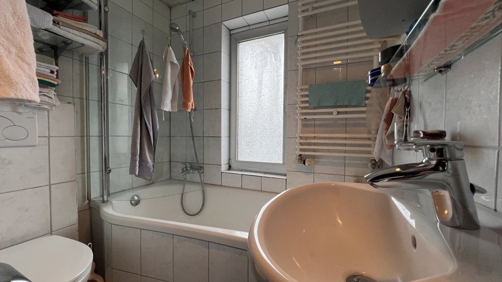 Immobilienangebot - Aachen - Wohnen - Vermietetes Einfamilienhaus in Bestlage -Nähe Ferberpark und Kalverbenden-