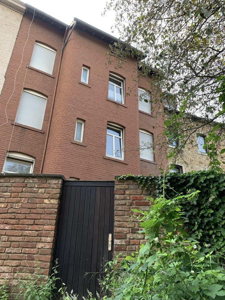Immobilienangebot - Stolberg (Rheinland) - Renditehäuser - Zwangsversteigerung eines Mehrfamilienhauses in Stolberg
