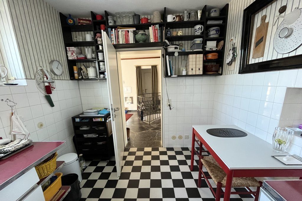Immobilienangebot - Aachen - Wohnen - Attraktiver Winkelbungalow mit großem Grundstück in Laurensberg