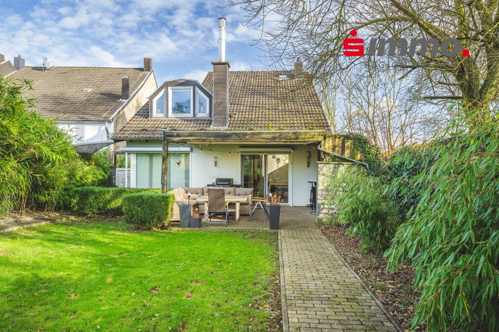 Immobilienangebot - Stolberg - Wohnen - Freistehendes Einfamilienhaus mit attraktivem Garten