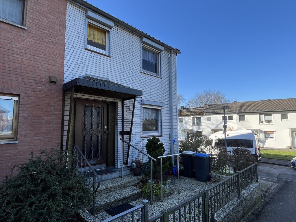 Immobilienangebot - Aachen - Wohnen - Bezugsfreies Reihenendhaus in bester Lage von Burtscheid