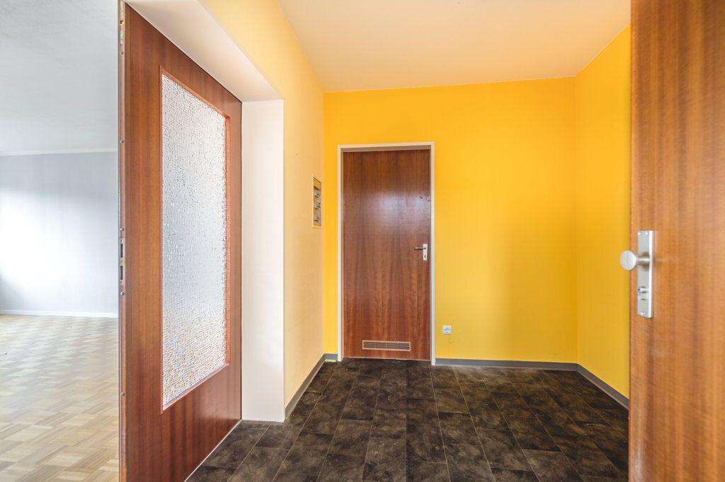 Immobilienangebot - Würselen - Wohnen - 2-Familienhaus mit Einliegerwohnung im Souterrain