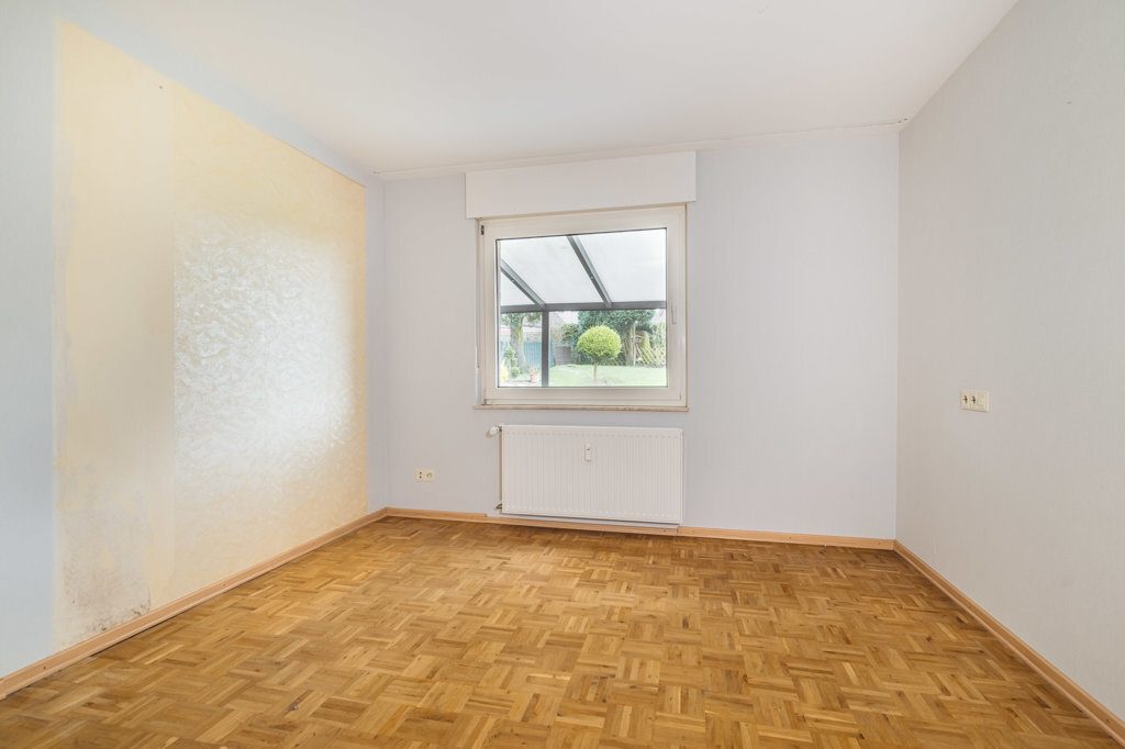 Immobilienangebot - Würselen - Wohnen - 2-Familienhaus mit Einliegerwohnung im Souterrain