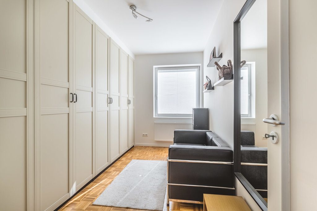 Immobilienangebot - Aachen - Wohnen - Sanierter Wohntraum mit Wellnessbereich 
in gefragter Lage von Aachen-Laurensberg