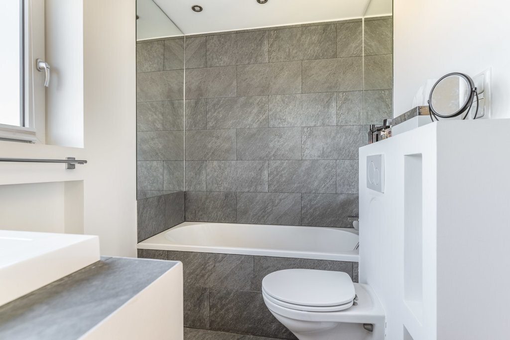 Immobilienangebot - Aachen - Wohnen - Sanierter Wohntraum mit Wellnessbereich 
in gefragter Lage von Aachen-Laurensberg
