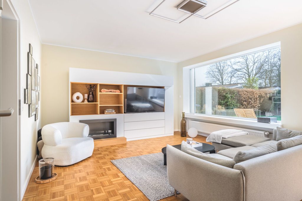 Immobilienangebot - Aachen - Wohnen - Sanierter Wohntraum mit Wellnessbereich 
in gefragter Lage von Aachen-Laurensberg