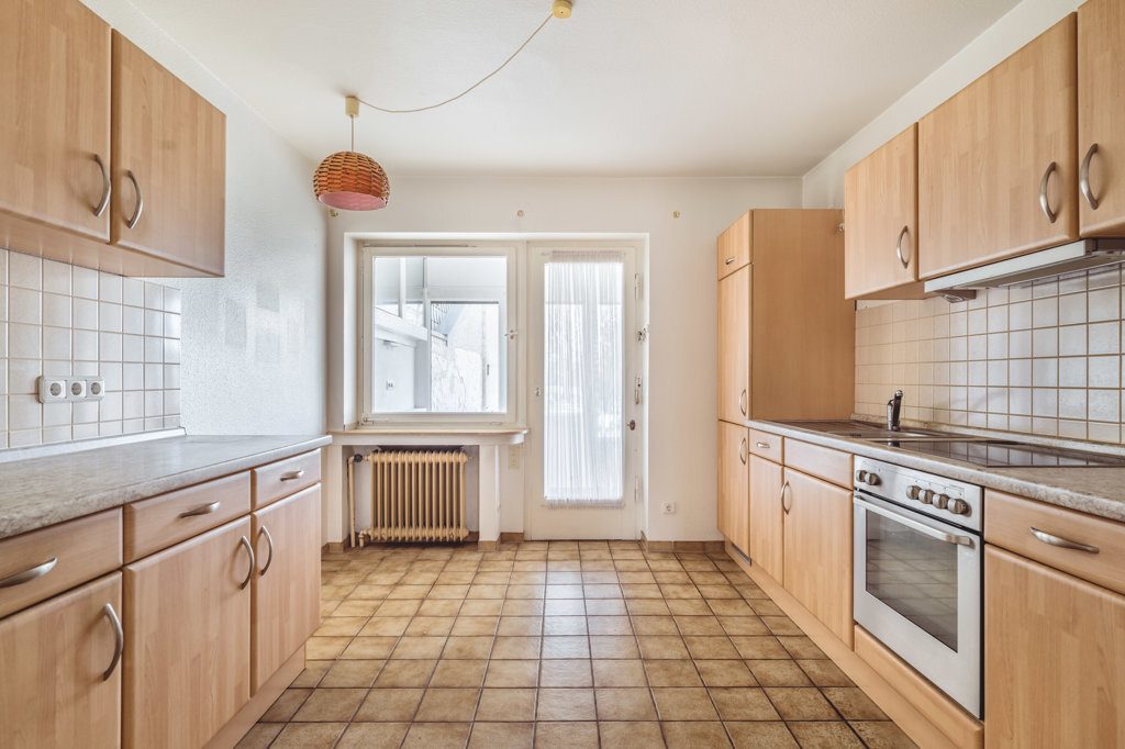 Immobilienangebot - Würselen - Wohnen - Bardenberg!
Einseitig angebautes Einfamilienhaus mit traumhaftem Garten