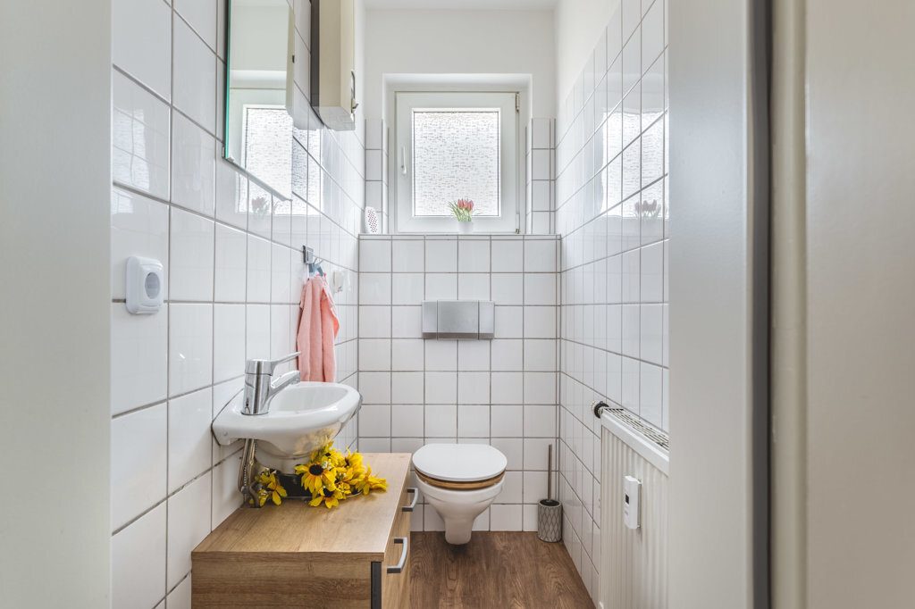 Immobilienangebot - Aachen - Wohnen - Einziehen und wohlfühlen!
Große 5-Zimmer Maisonettewohnung mit Südbalkon in Forst