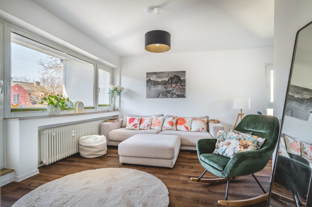 Immobilienangebot - Aachen - Wohnen - Einziehen und wohlfühlen!
Große 5-Zimmer Maisonettewohnung mit Südbalkon in Forst