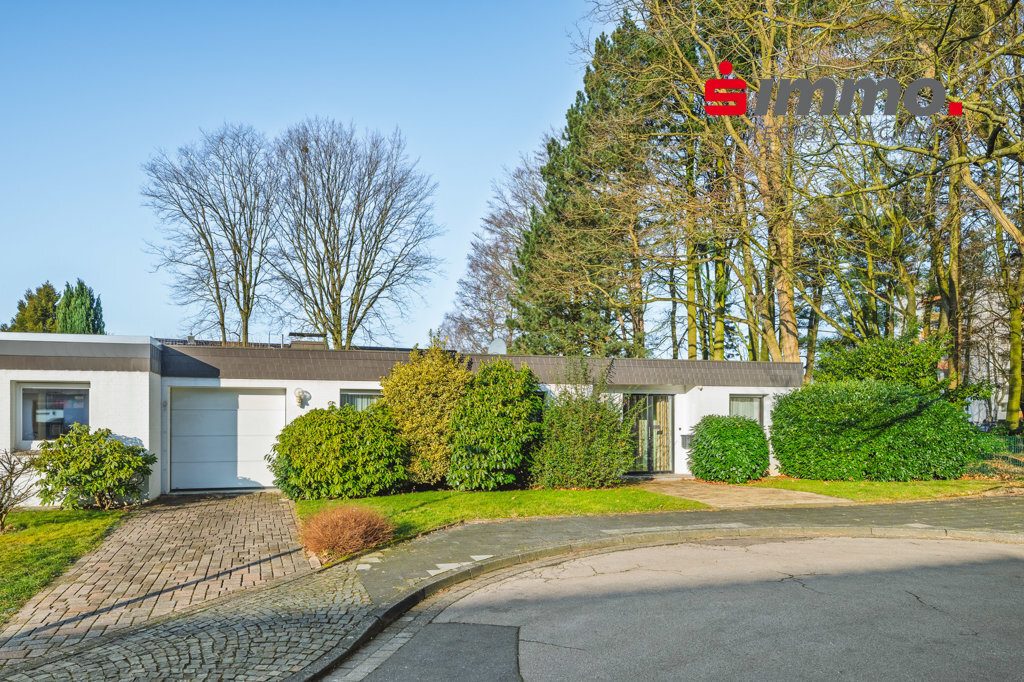 Immobilienangebot - Aachen / Richterich - Wohnen - Bungalow auf traumhaftem Grundstück, unmittelbar am Schloss Schönau, in Aachen-Richterich