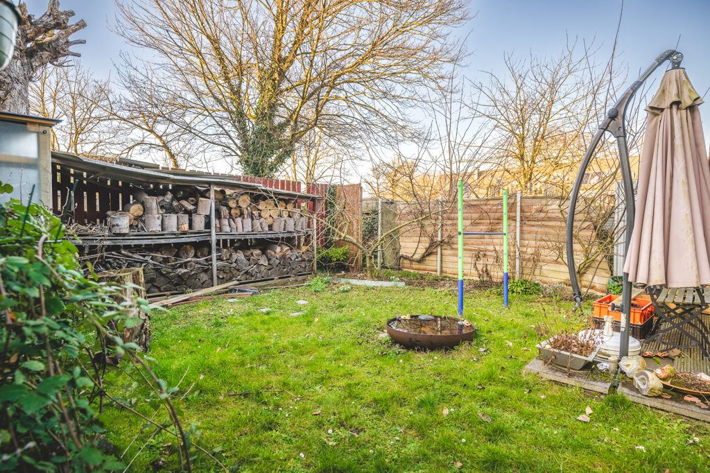 Immobilienangebot - Aachen - Wohnen - Ihr neues Zuhause wartet aus Sie - Historisches, denkmalgeschütztes Stadthaus mit kleinem Garten