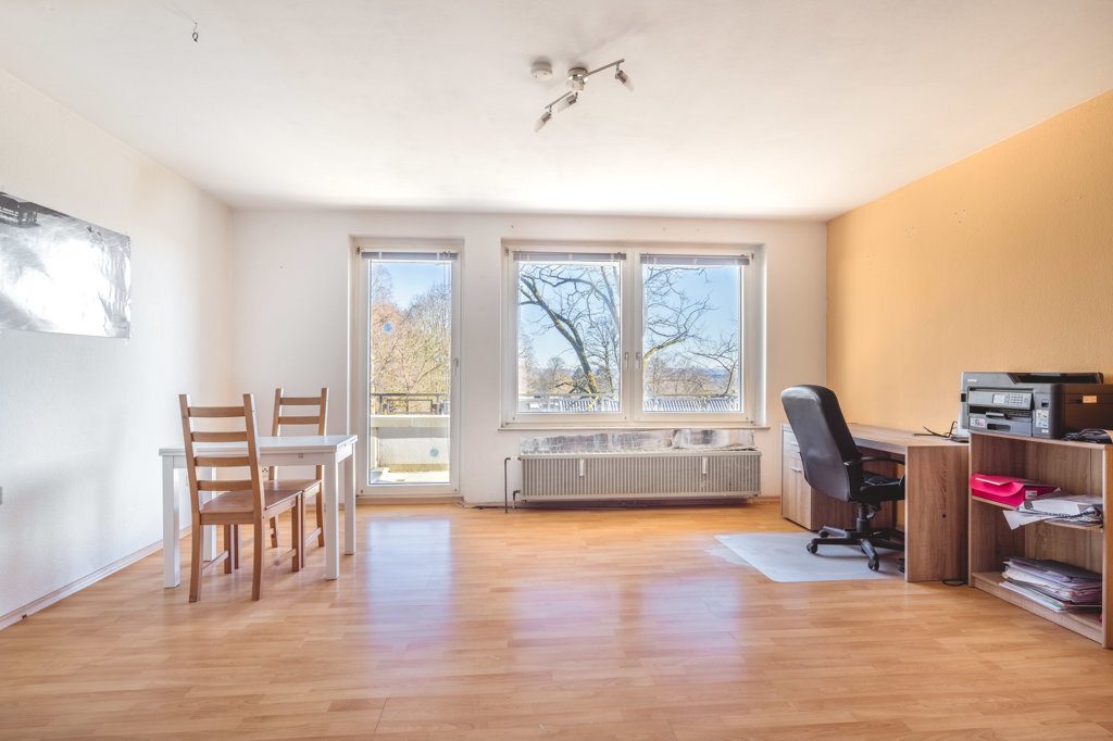 Immobilienangebot - Aachen - Wohnen - Laurensberg!
Langjährig vermietetes, gepflegtes Appartement mit Balkon als solide Kapitalanlage