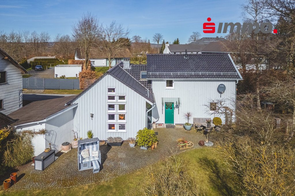 Immobilienangebot - Monschau - Wohnen - Top gepflegtes,  freistehendes Einfamilienhaus mit tollem Grundstück