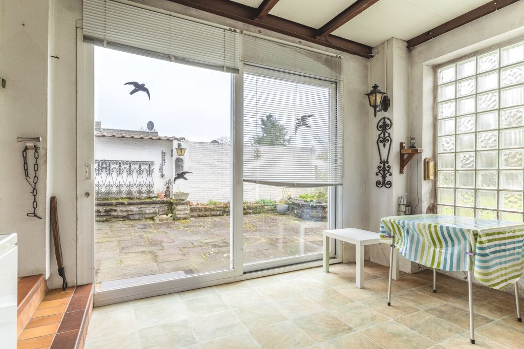 Immobilienangebot - Aachen - Wohnen - Raum für neue Ideen!
Attraktives Einfamilienhaus mit großem Südgarten in Laurensberg