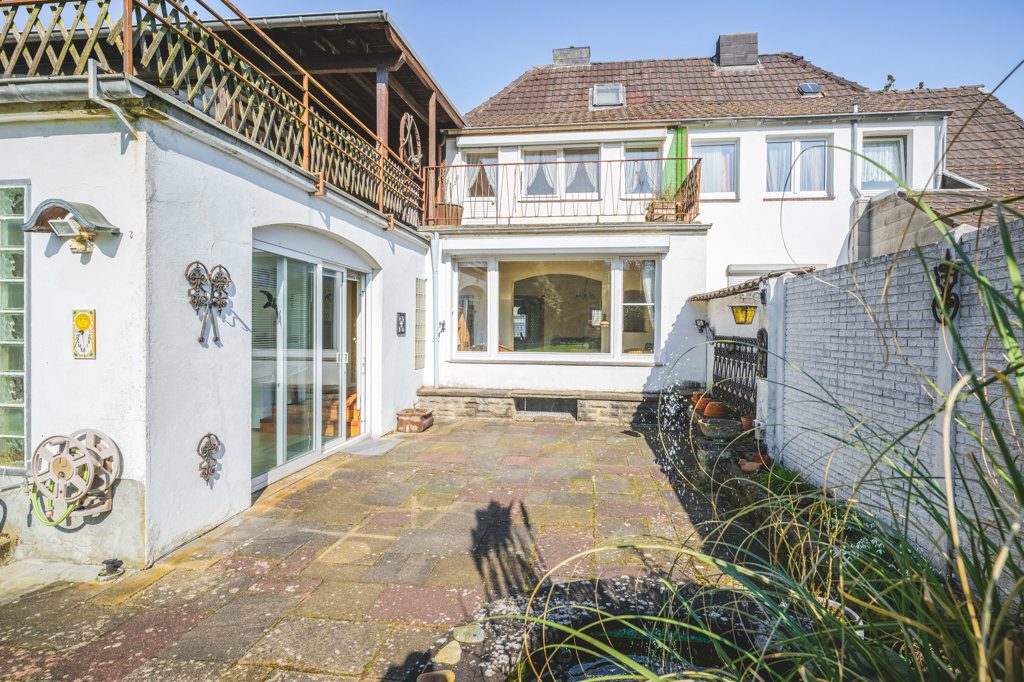 Immobilienangebot - Aachen - Wohnen - Raum für neue Ideen!
Attraktives Einfamilienhaus mit großem Südgarten in Laurensberg