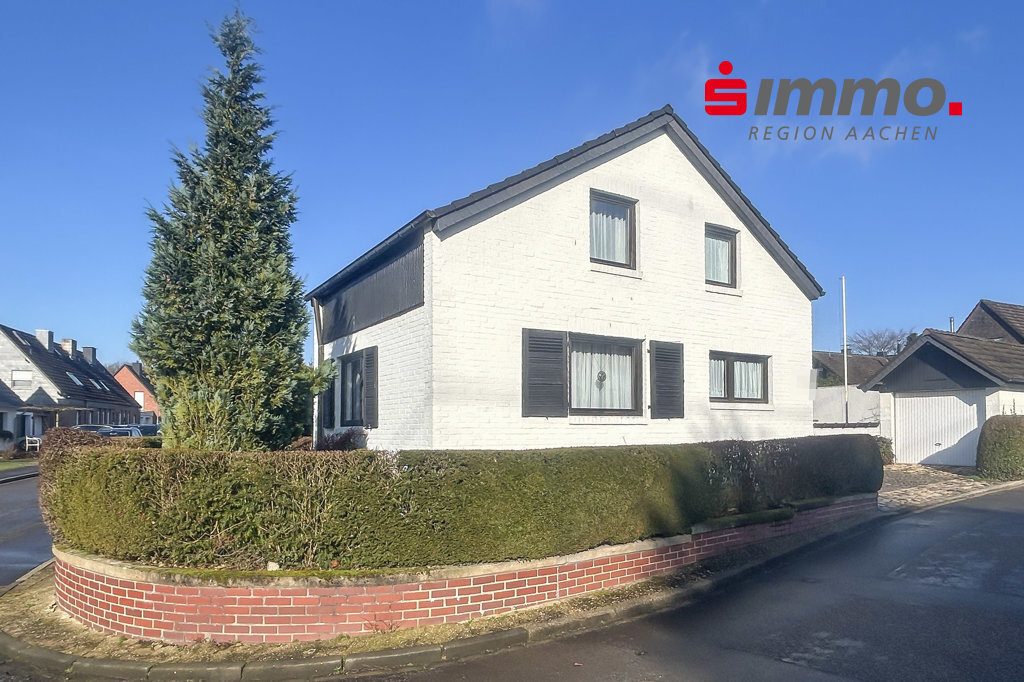 Immobilienangebot - Alsdorf - Wohnen - Frei stehendes Zweifamilienhaus in einem ruhigen, begehrten Wohnviertel