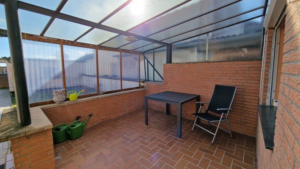 Immobilienangebot - Würselen - Wohnen - Ideal für Eigennutzer und Anleger!
Zwei gepflegte Einfamilienhäuser mit großen Gärten