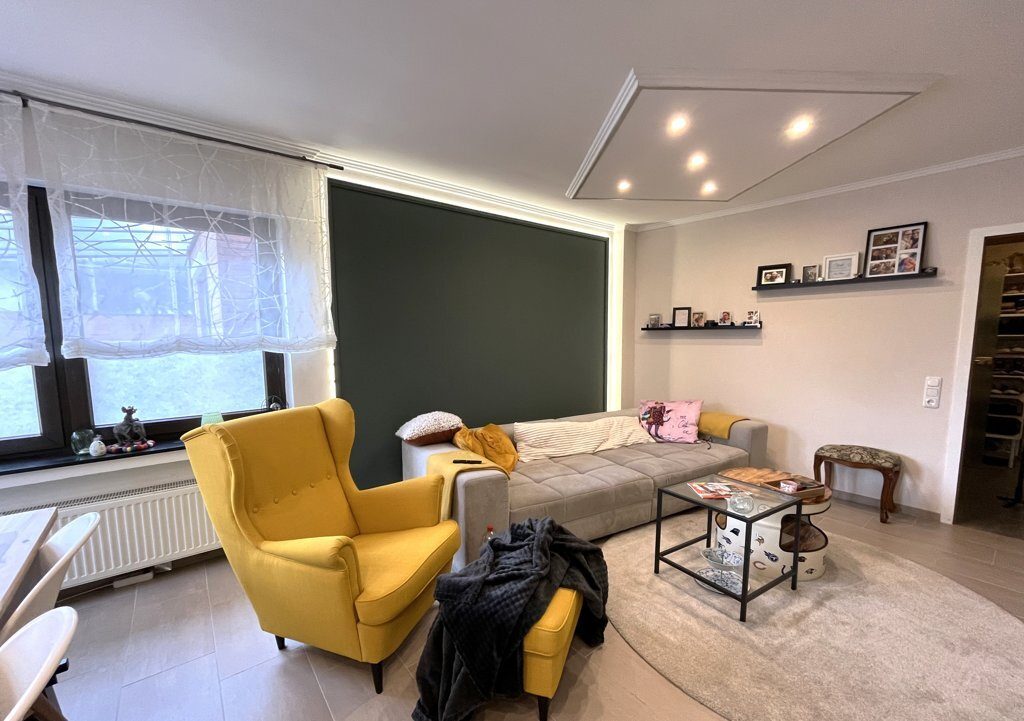 Immobilienangebot - Würselen - Wohnen - Ideal für Eigennutzer und Anleger!
Zwei gepflegte Einfamilienhäuser mit großen Gärten