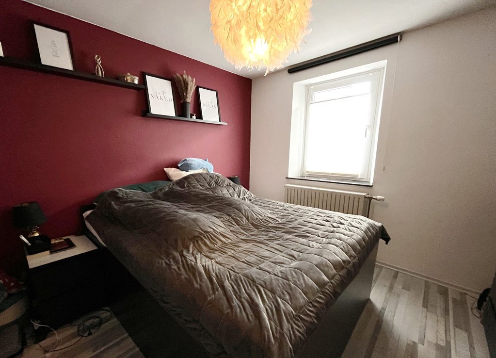 Immobilienangebot - Würselen - Wohnen - Ideal für Eigennutzer und Anleger!
Zwei gepflegte Einfamilienhäuser mit großen Gärten