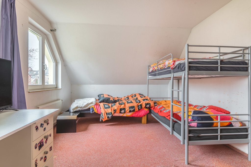 Immobilienangebot - Aachen - Wohnen - Seltene Gelegenheit auf dem Steppenberg – Bezugsfreies Einfamilienhaus mit großzügigem Wohnkonzept