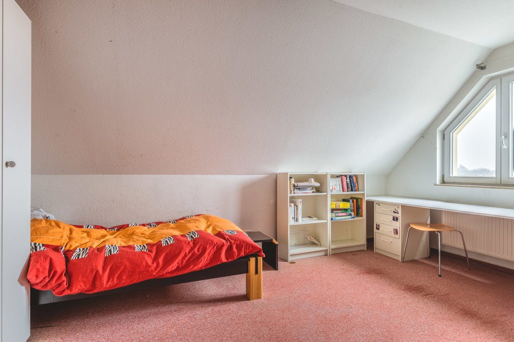 Immobilienangebot - Aachen - Wohnen - Seltene Gelegenheit auf dem Steppenberg – Bezugsfreies Einfamilienhaus mit großzügigem Wohnkonzept