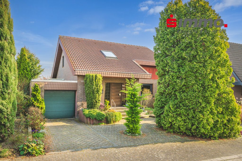 Immobilienangebot - Langerwehe / Luchem - Wohnen - Frei stehendes Einfamilienhaus in ruhiger, begehrter Wohnlage