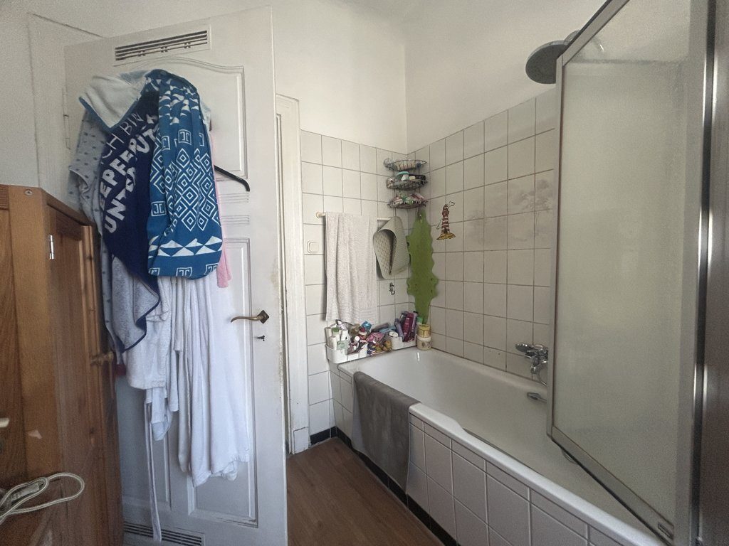 Immobilienangebot - Eschweiler - Wohnen - Zentral gelegenes Einfamilienreihenhaus mit außergewöhnlich großem Garten