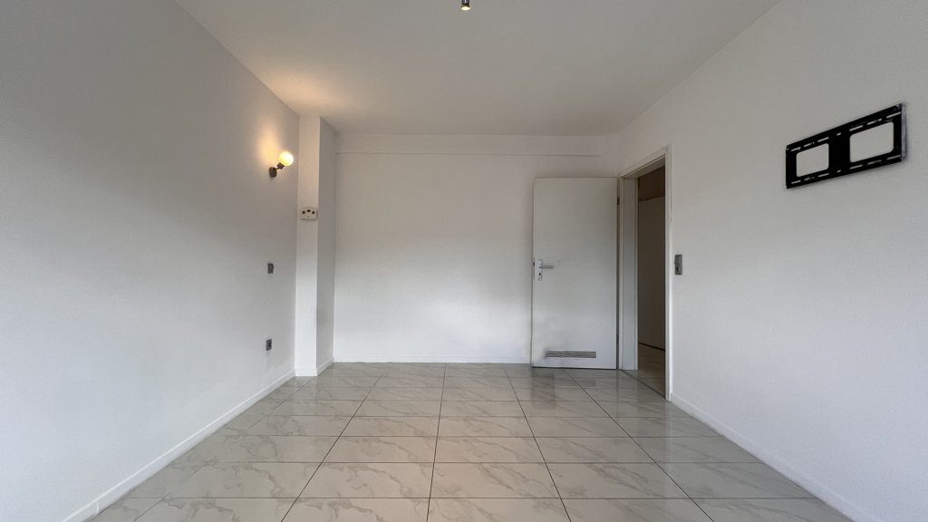Immobilienangebot - Aachen - Wohnen - Bezugsfreie 1-Zimmer-Wohnung
in sehr zentraler Lage