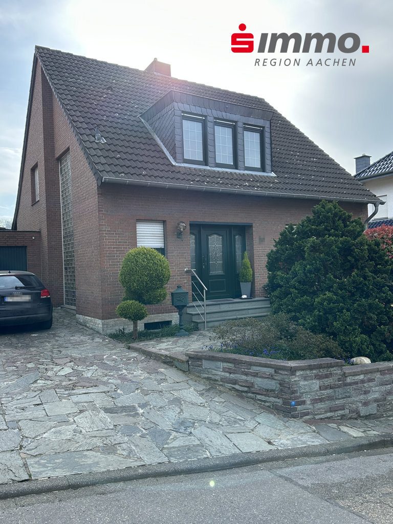 Immobilienangebot - Herzogenrath - Wohnen - Gepflegtes, frei stehendes Einfamilienhaus/Herzogenrath