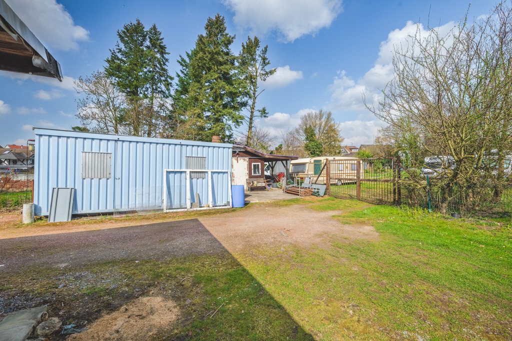 Immobilienangebot - Würselen - Renditehäuser - Großes innerörtliches Areal mit vielen Nutzungsmöglichkeiten und einem vermieteten 6-Parteien-Haus