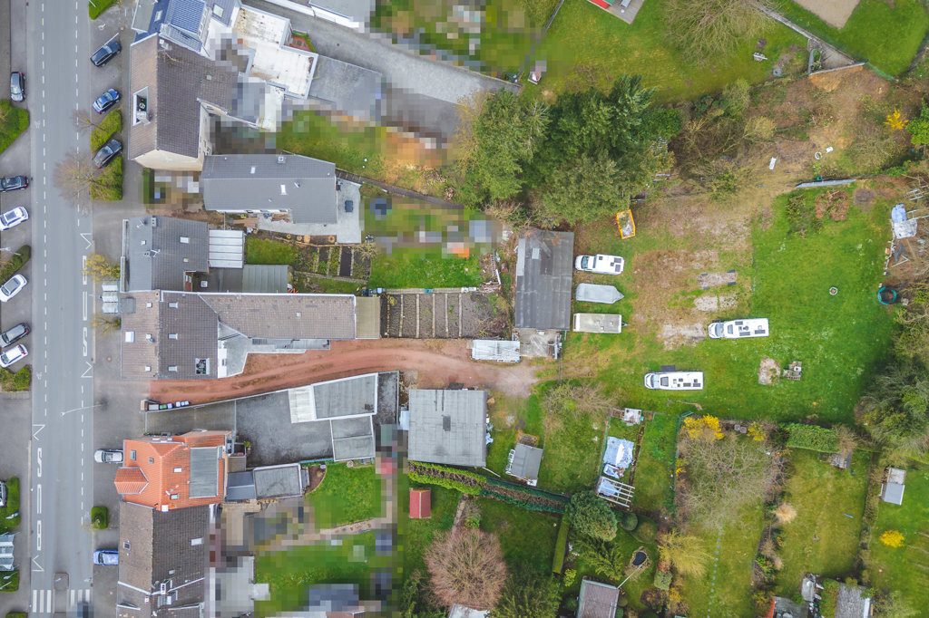 Immobilienangebot - Würselen - Renditehäuser - Großes innerörtliches Areal mit vielen Nutzungsmöglichkeiten und einem vermieteten 6-Parteien-Haus