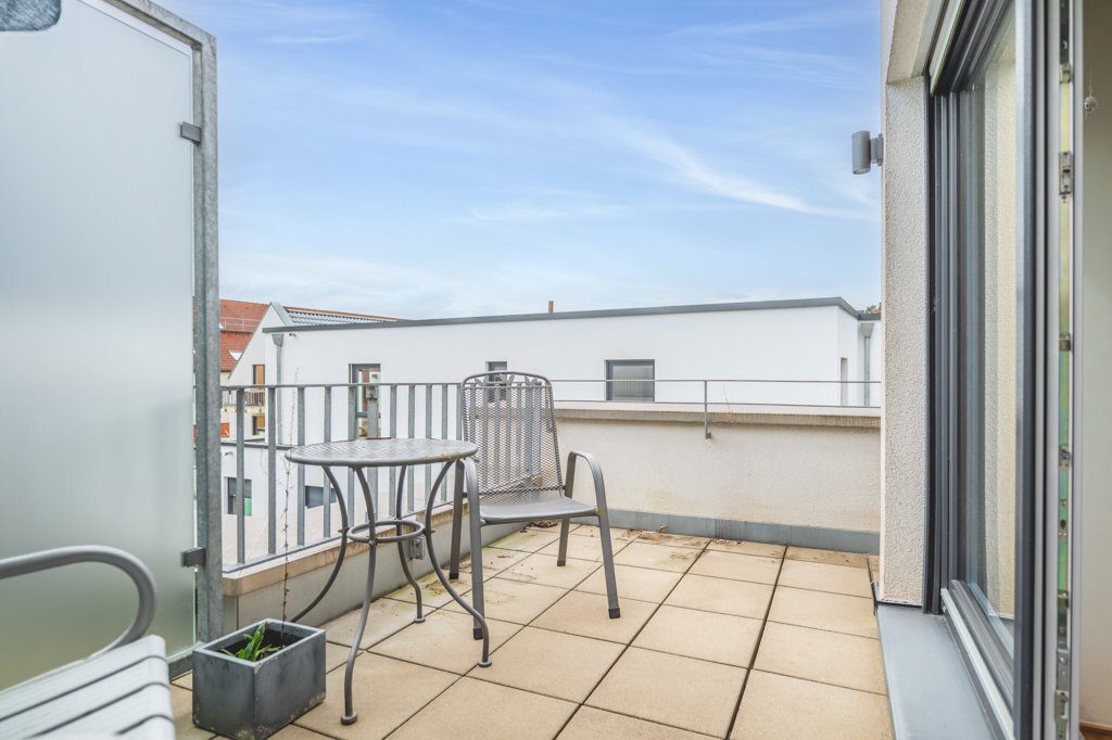 Immobilienangebot - Aachen - Wohnen - Stilvolles Wohnen mit 2 Dachterrassen 
und Stellplatz in der Nähe des Westparks