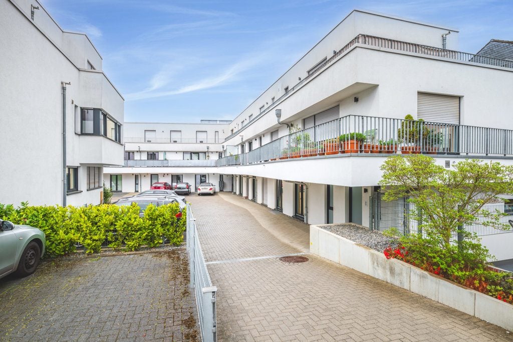 Immobilienangebot - Aachen - Wohnen - Stilvolles Wohnen mit 2 Dachterrassen 
und Stellplatz in der Nähe des Westparks