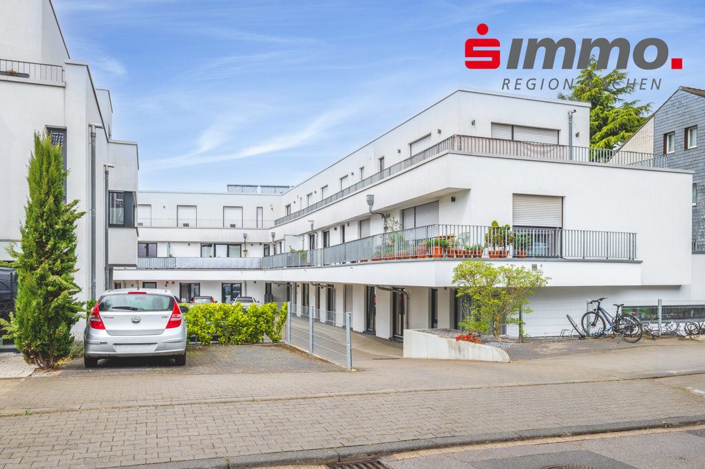 Immobilienangebot - Aachen - Wohnen - Stilvolles Wohnen mit 2 Dachterrassen 
und Stellplatz in der Nähe des Westparks