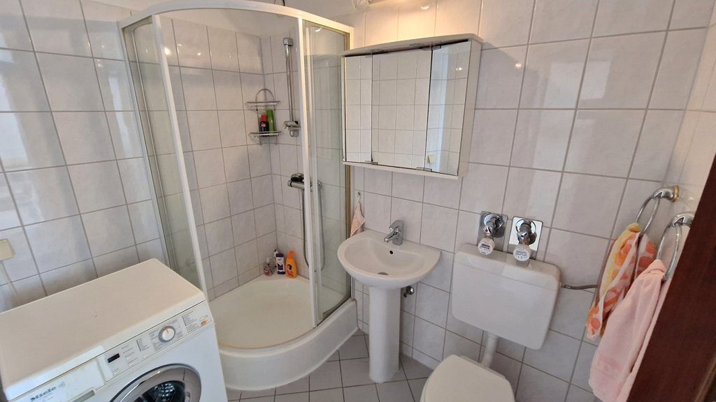 Immobilienangebot - Aachen - Wohnen - Sofort bezugsfrei!
Modernisierte 2-Zimmerwohnung mit Balkon am Tor zu Aachener Innenstadt