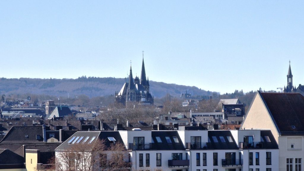 Immobilienangebot - Aachen - Wohnen - Sofort bezugsfrei!
Modernisierte 2-Zimmerwohnung mit Balkon am Tor zu Aachener Innenstadt