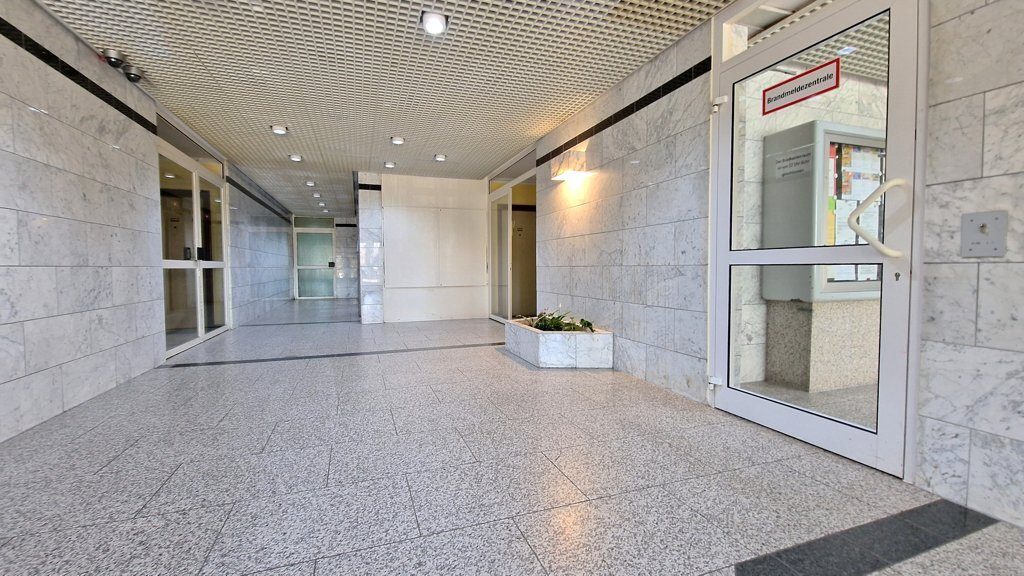 Immobilienangebot - Aachen - Wohnen - Sofort bezugsfrei!
Modernisierte 2-Zimmerwohnung mit Balkon am Tor zu Aachener Innenstadt