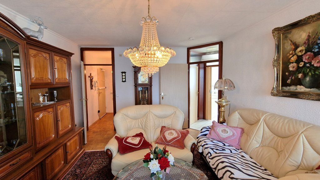 Immobilienangebot - Aachen - Wohnen - Sofort bezugsfrei!
Modernisierte 2-Zimmerwohnung mit Balkon am Tor zu Aachener Innenstadt