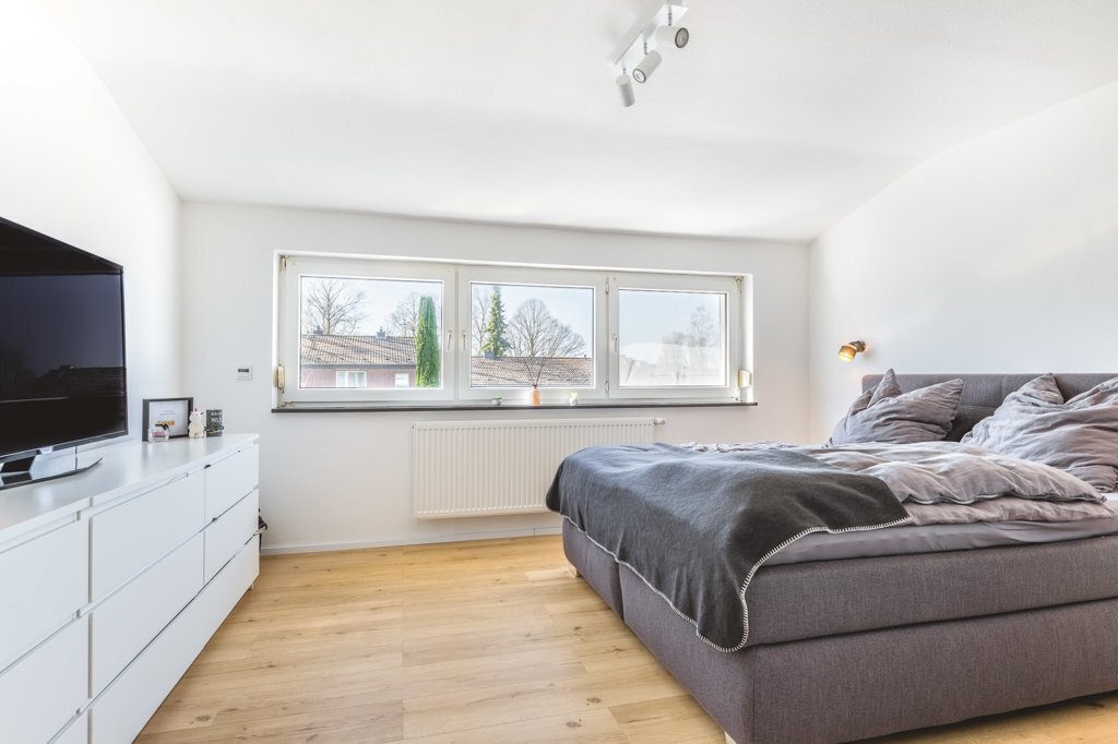 Immobilienangebot - Aachen - Wohnen - Saniertes Reihenendhaus in bester Burtscheider-Wohnlage
