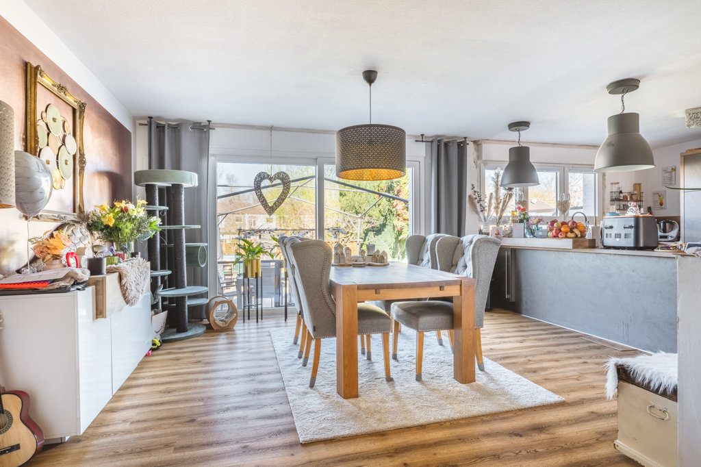 Immobilienangebot - Alsdorf - Wohnen - Aufwendig saniertes Einfamilienhaus mit exklusiver Ausstattung im Herzen von Ofden