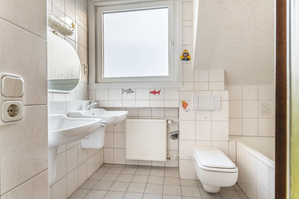 Immobilienangebot - Würselen - Wohnen - Clevere Investitionen inklusive!
Charmantes  Einfamilienhaus mit großzügiger Raumaufteilung in der Teutsiedlung