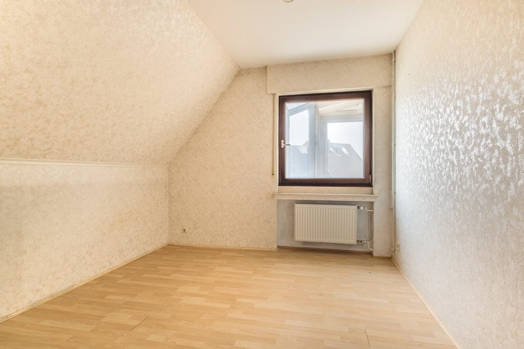 Immobilienangebot - Würselen - Wohnen - Clevere Investitionen inklusive!
Charmantes  Einfamilienhaus mit großzügiger Raumaufteilung in der Teutsiedlung