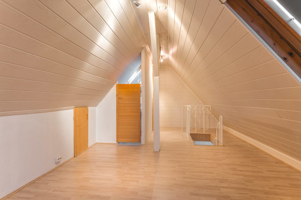 Immobilienangebot - Würselen - Wohnen - Clevere Investitionen inklusive!
Charmantes  Einfamilienhaus mit großzügiger Raumaufteilung in der Teutsiedlung