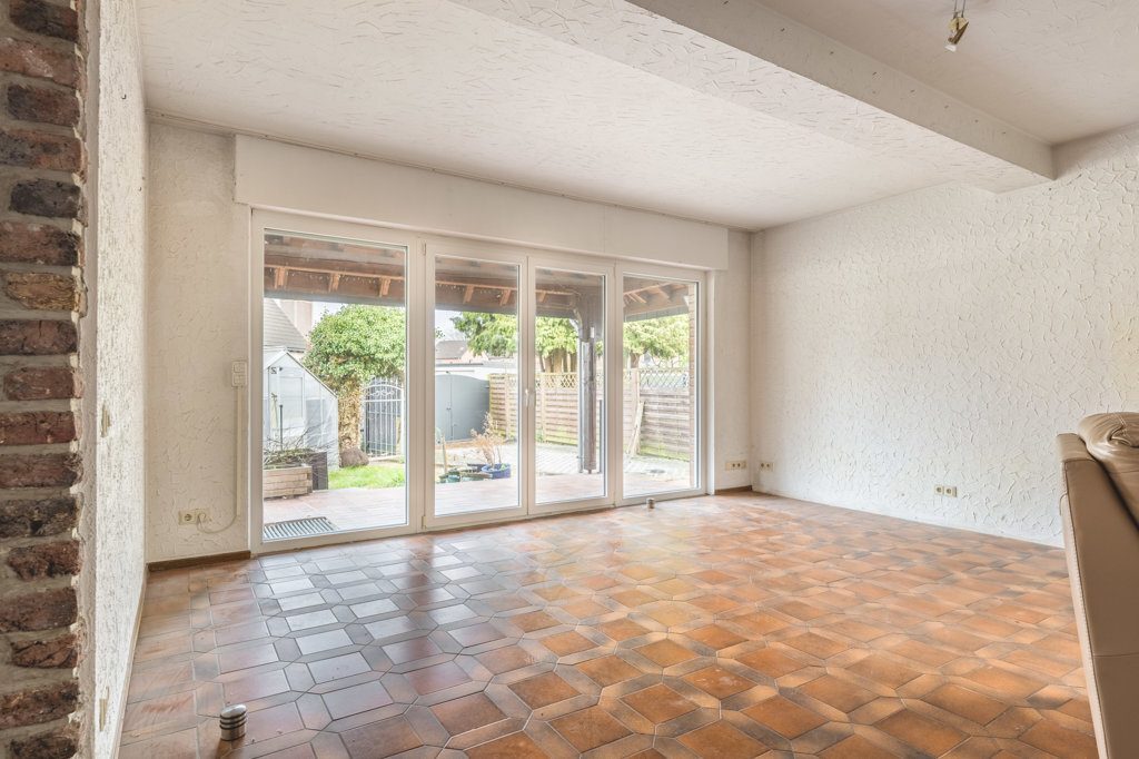 Immobilienangebot - Würselen - Wohnen - Clevere Investitionen inklusive!
Charmantes  Einfamilienhaus mit großzügiger Raumaufteilung in der Teutsiedlung